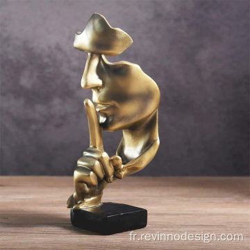 Le silence est une figurine d&#39;art abstrait en or